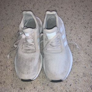 used adidas shoes size- 7.5